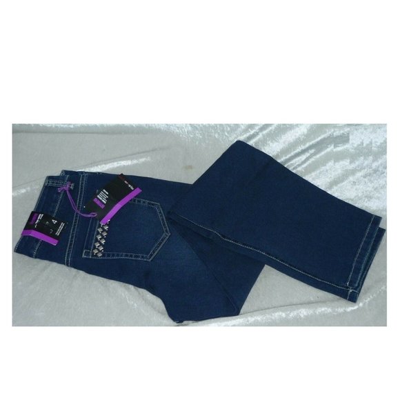 Women's Boyfriend Jeans Style & Co size-4 NEW - Picture 1 of 3